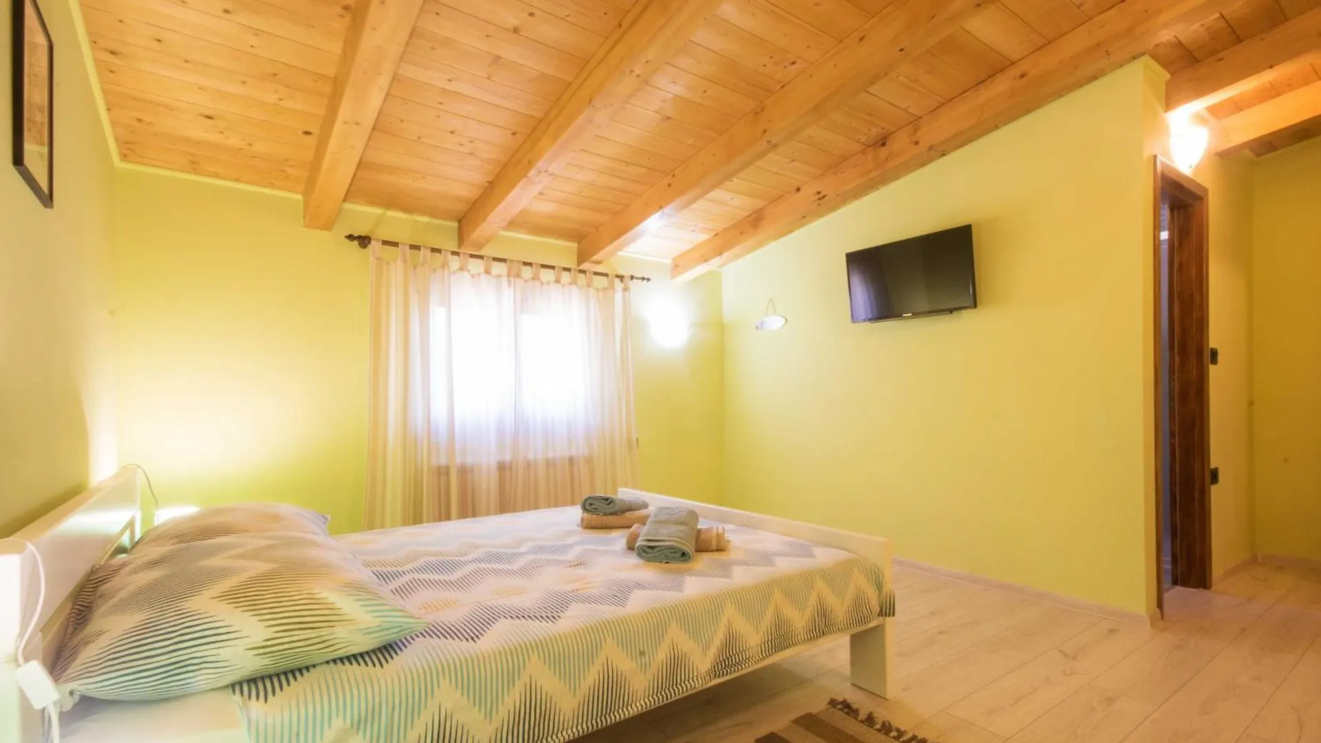 Villa Ladonja, A Charming And Cozy Villa In A Rustic Setting Gradisce  Сasa de vacaciones